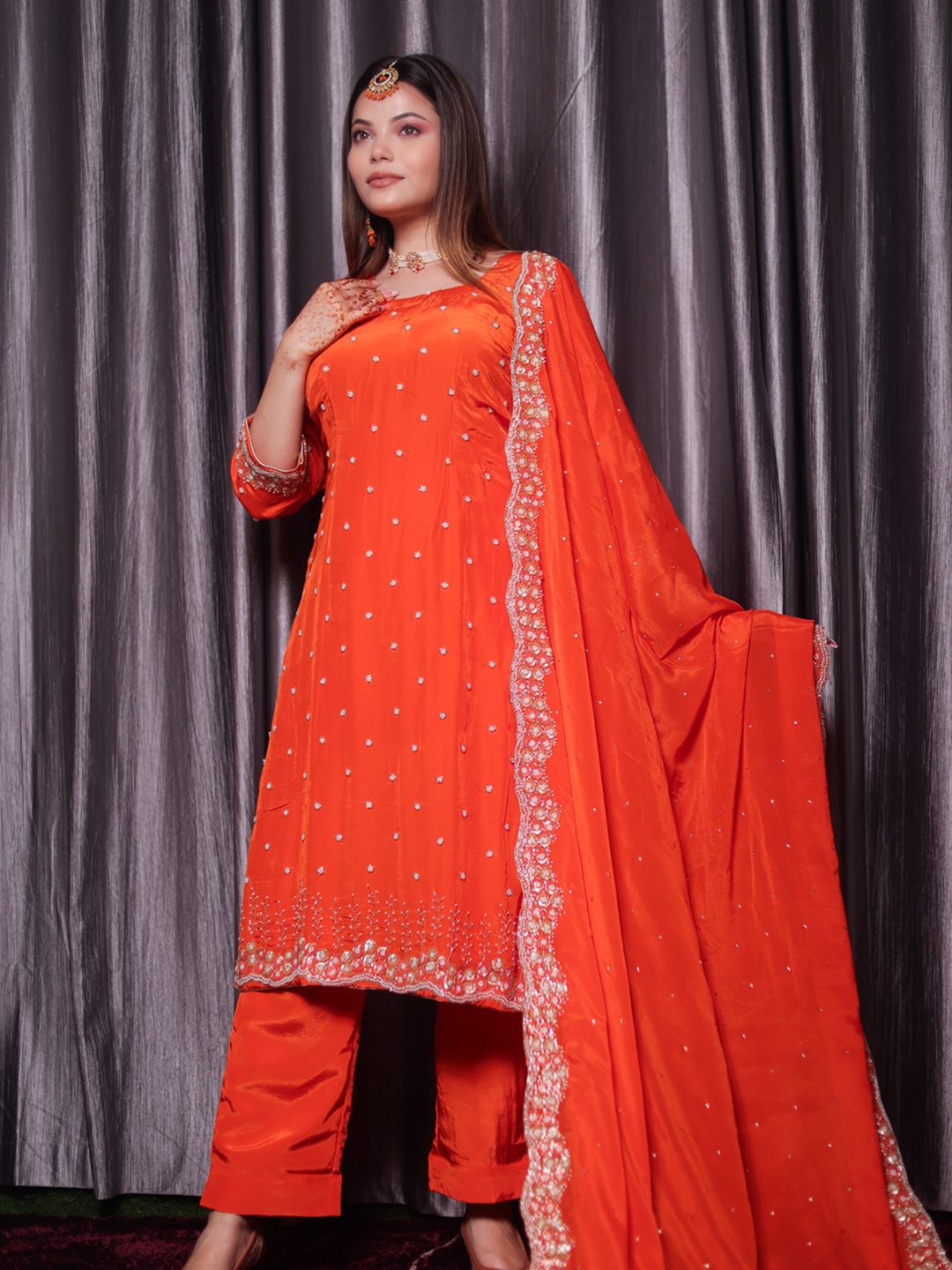 

ZARIKALI Women Ethnic Motifs Embroidered Regular Beads and Stones Silk Crepe Kurta, Orange