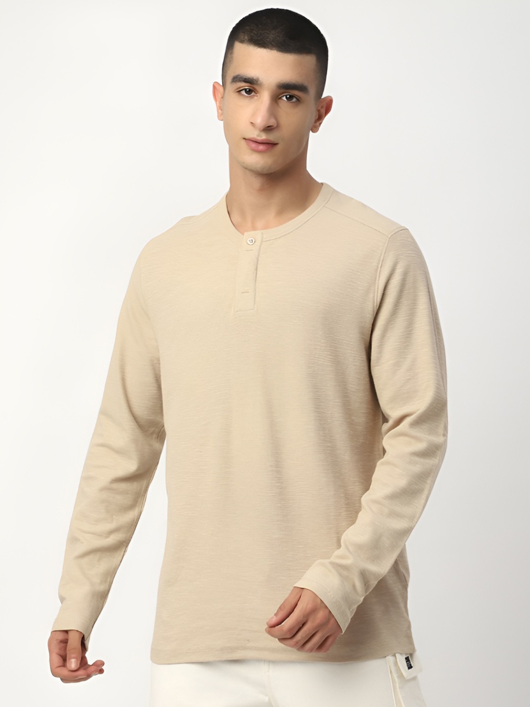 

R&B Men Extended Sleeves Raw Edge T-shirt, Beige