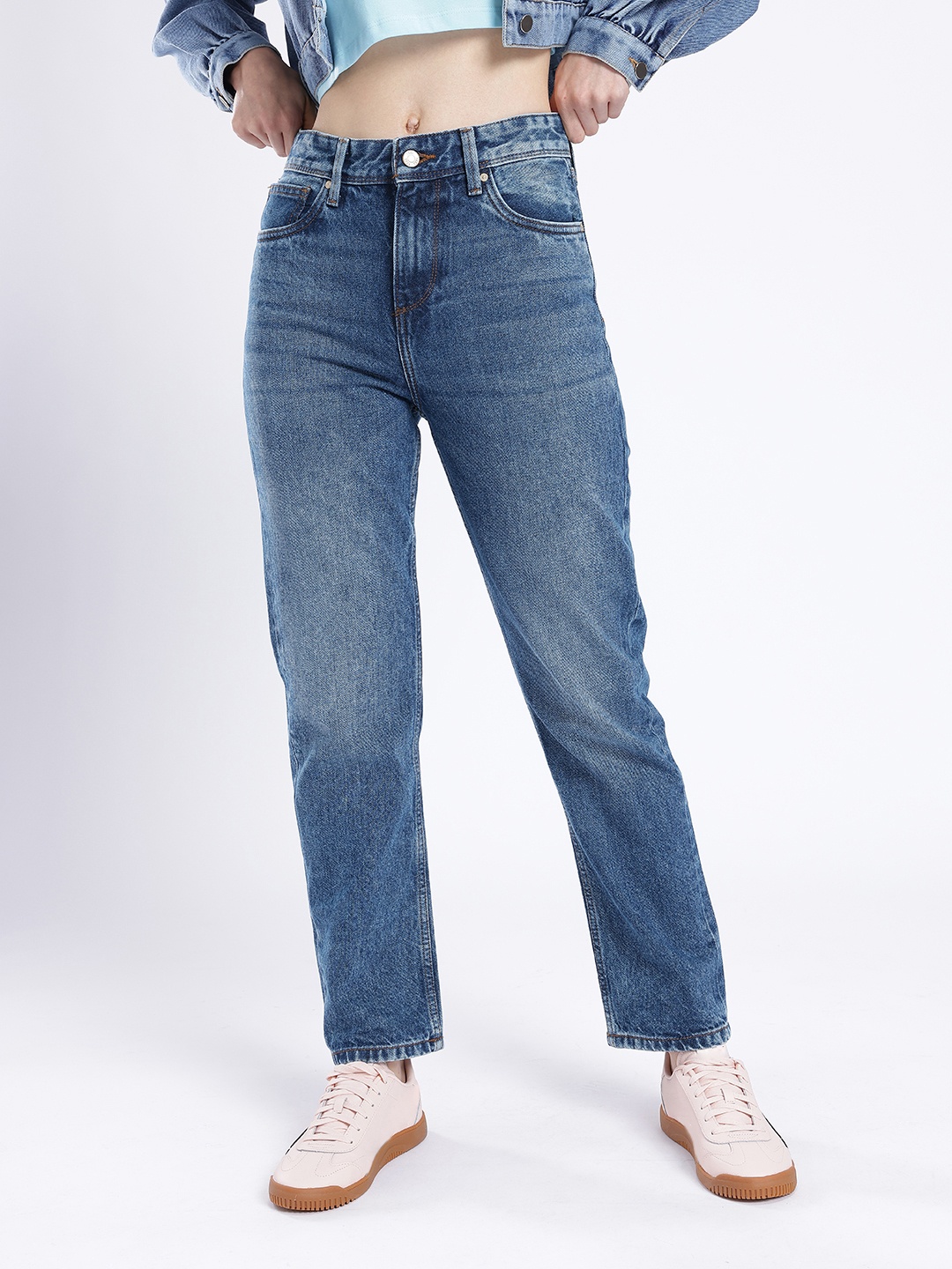 

glitchez Women Timeless Classic Straight Fit Light Fade Jeans, Blue