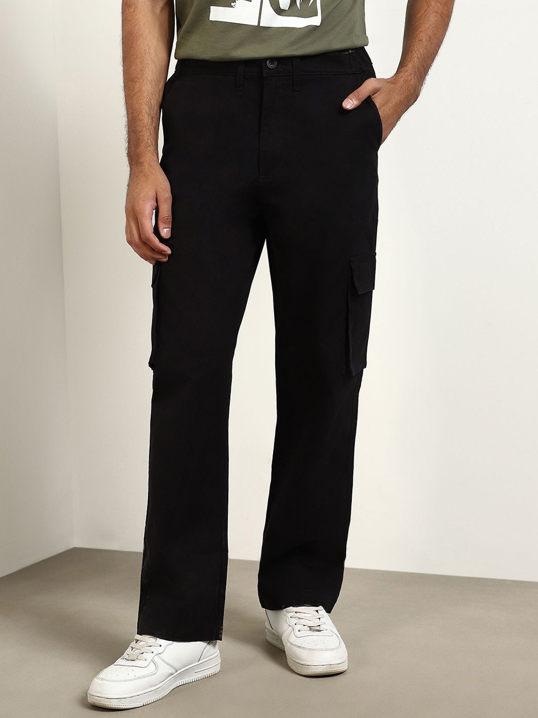 

NOBERO Men Pure Cotton Straight Fit Cargos Trousers, Black