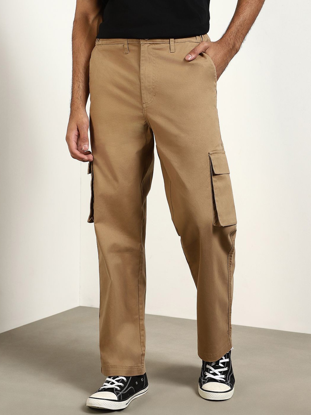 

NOBERO Men Straight Fit Cargo Trouser, Beige