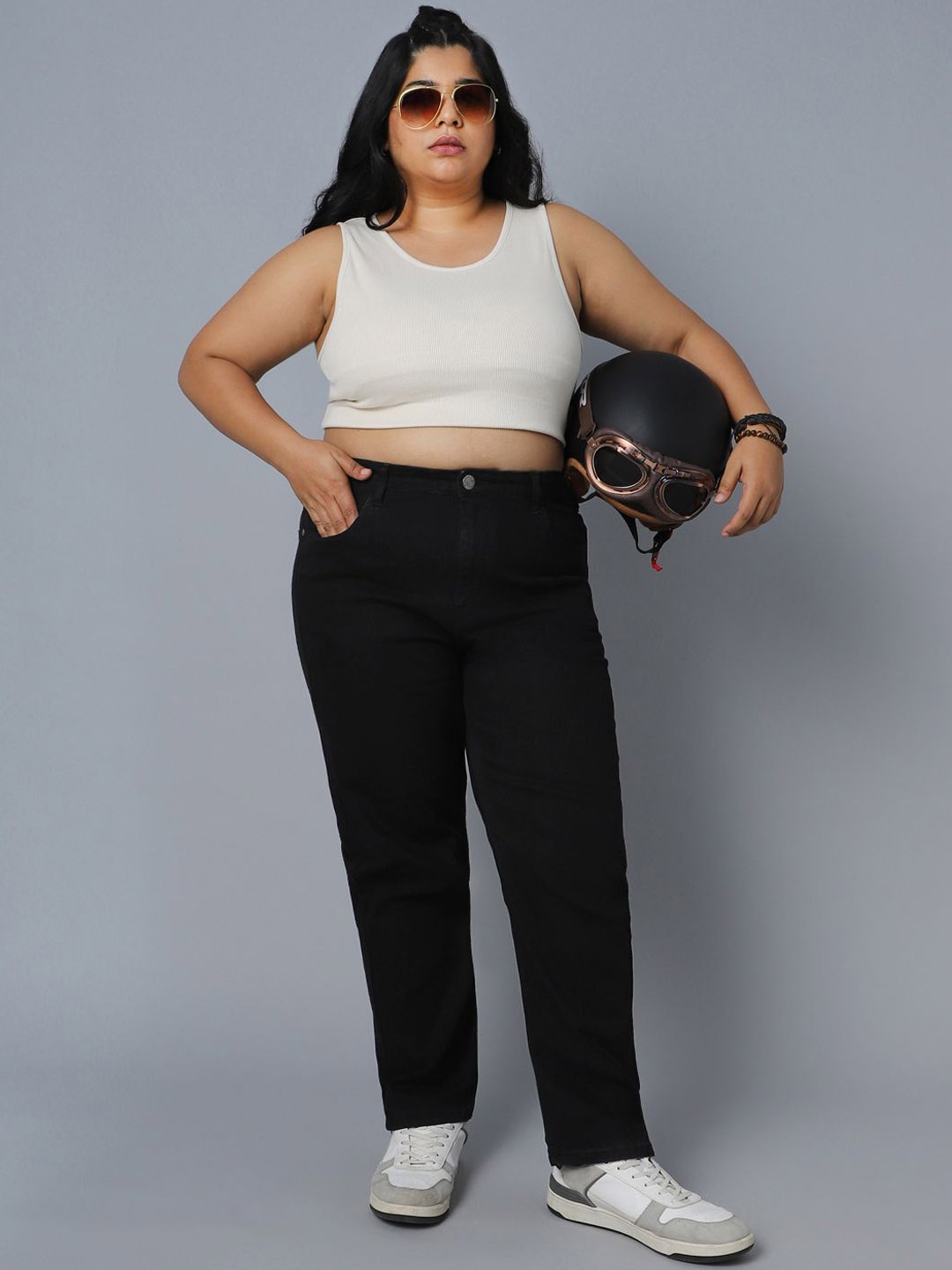 

Freeform by High Star Women Plus Size Straight Fit High-Rise Jeans, Black