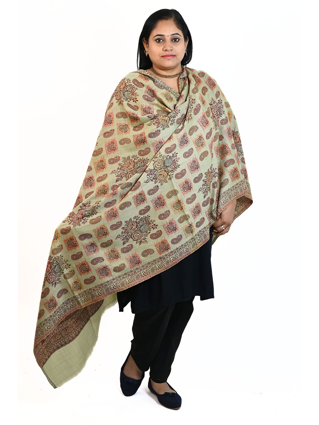 

Vrinde Women Floral Shawl, Green