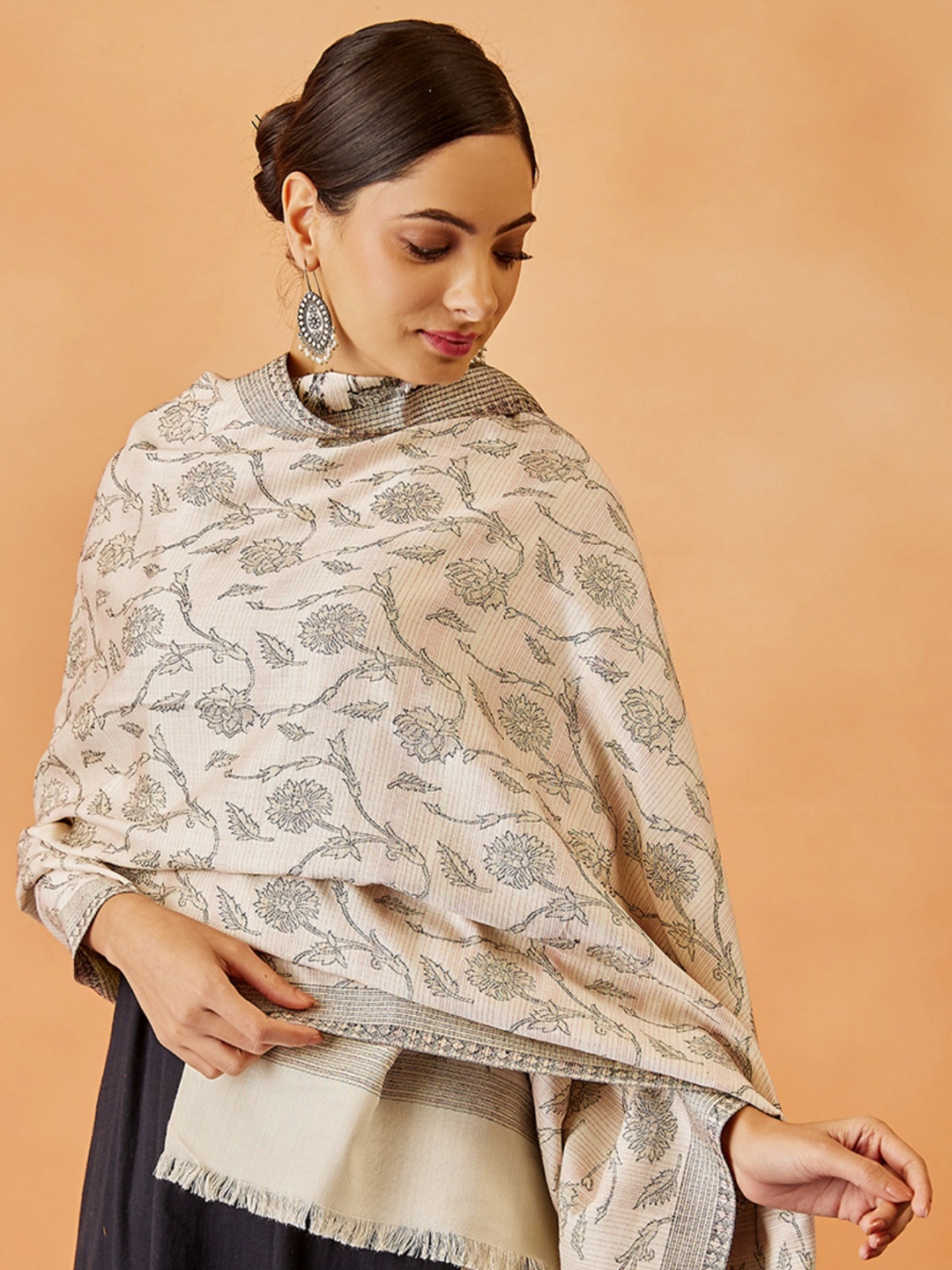 

Pashmoda Women Paisley Woven Design Shawl, White