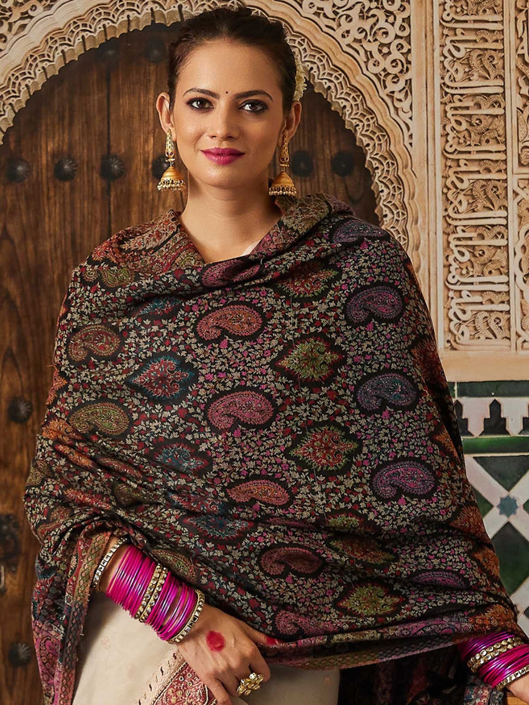 

Pashmoda Women Paisley Woven Design Shawl, Black
