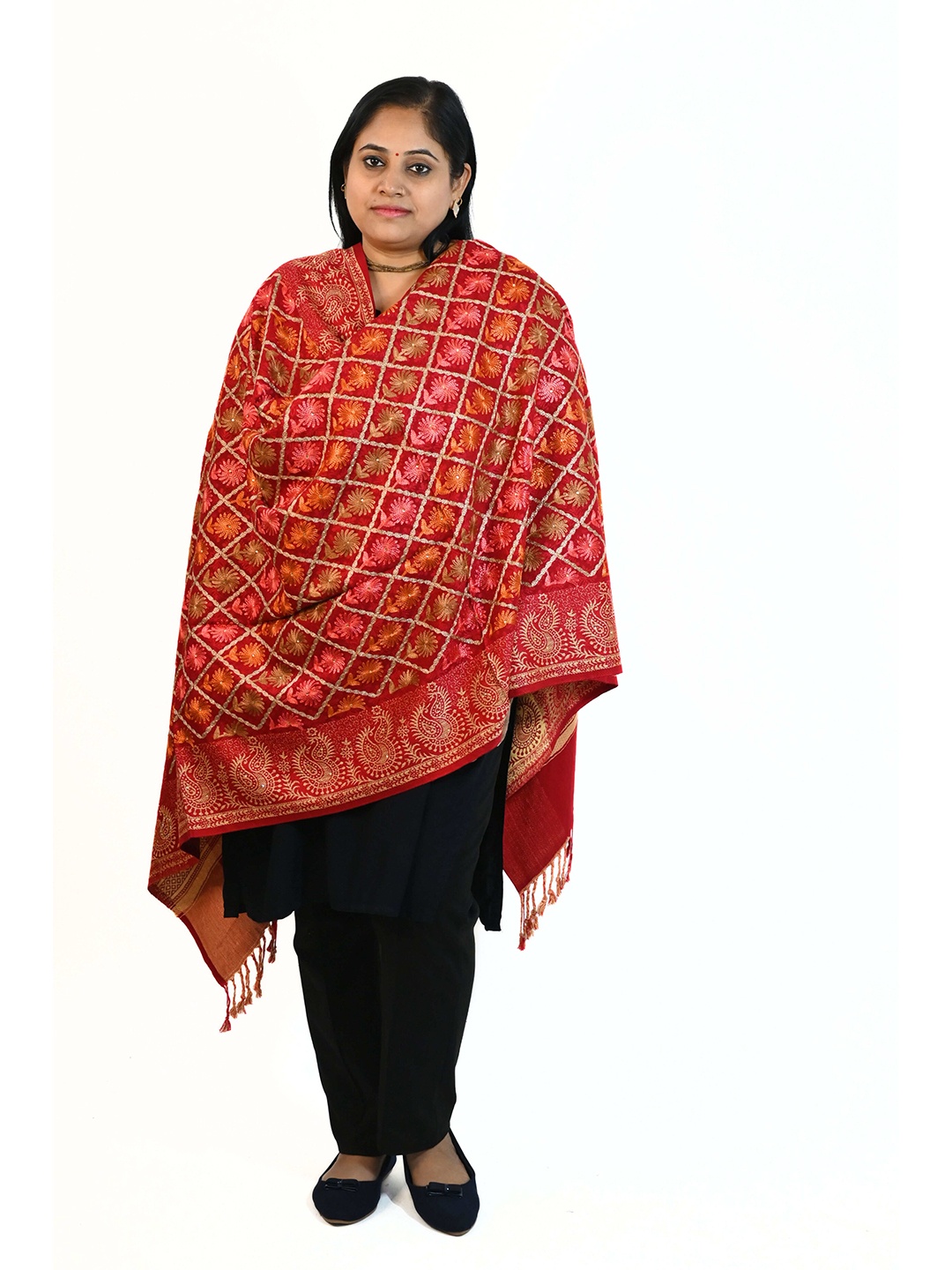 

Vrinde Women Paisley Shawl, Red