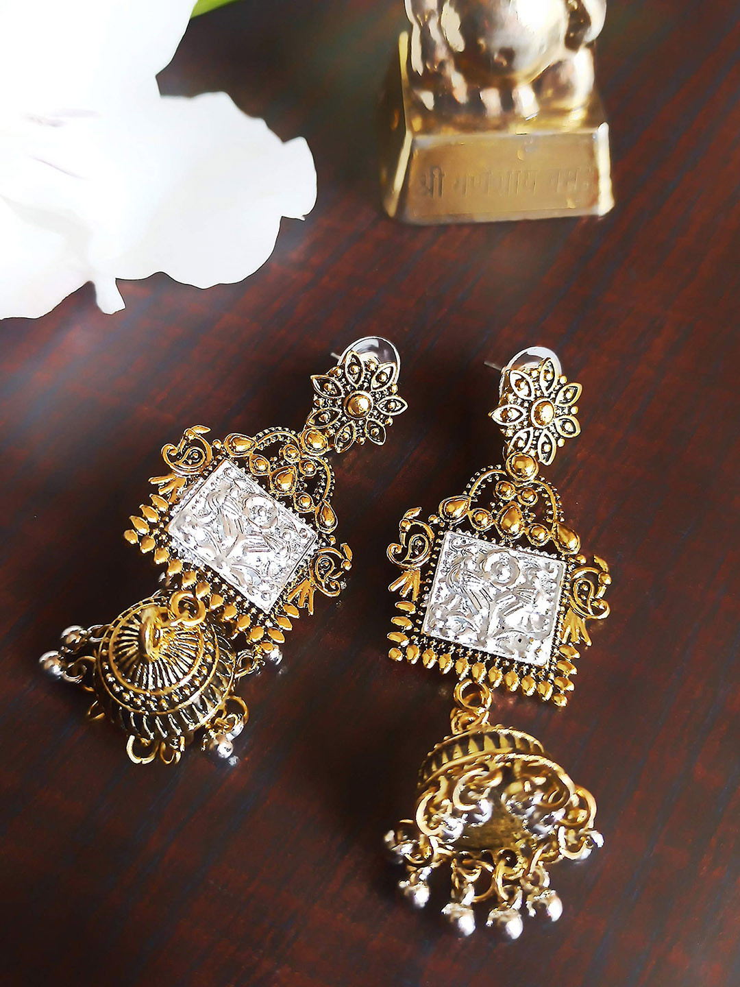 

Styled Diva Contemporary Drop Earrings, Gold