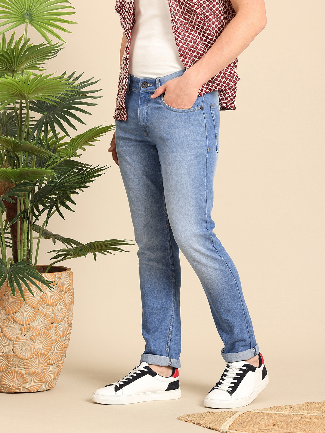 

Mast & Harbour Men Slim Fit Light Fade Stretchable Jeans, Blue