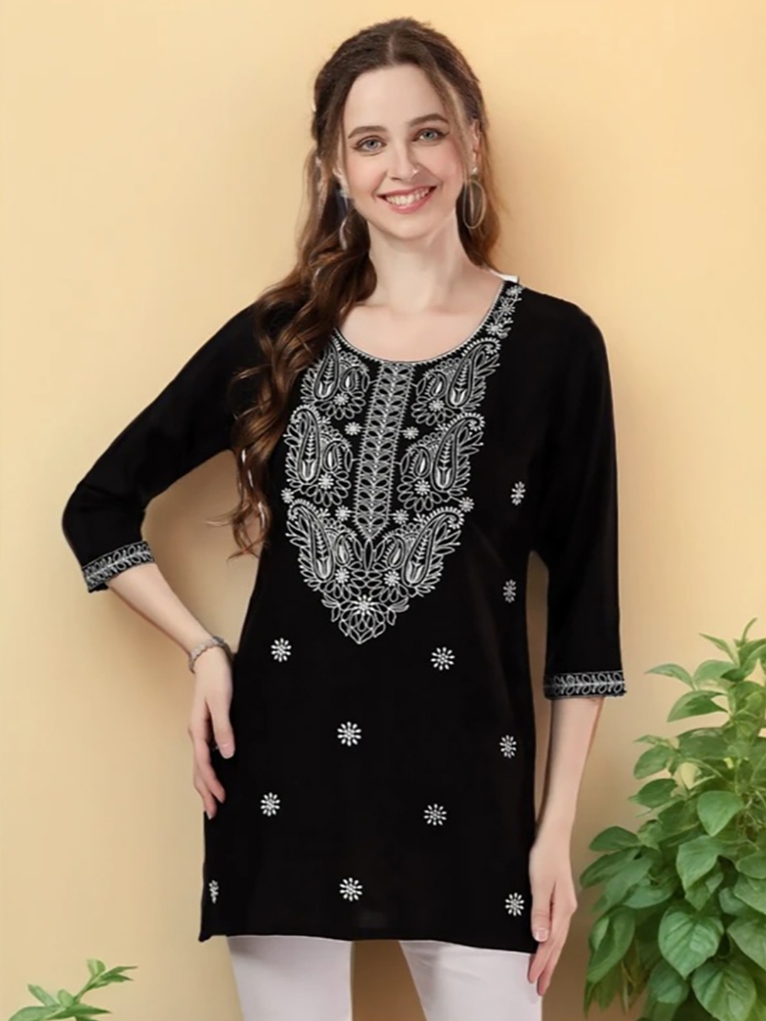 

KALINI Women Floral Embroidered Chikankari Kurti, Black