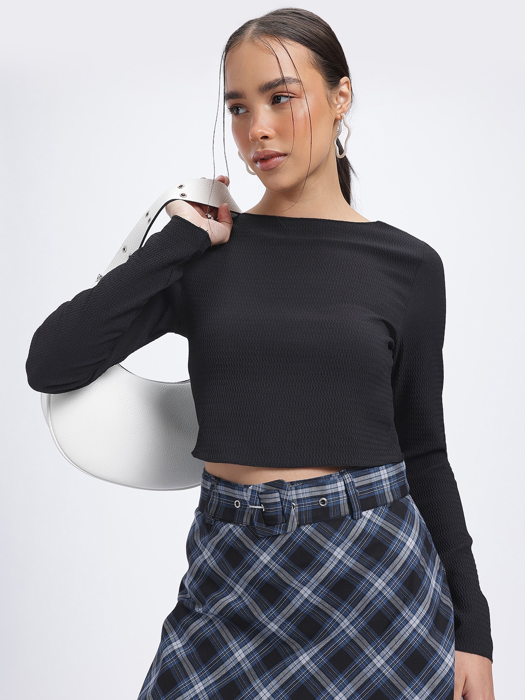 

glitchez Coded In Black Chevron Textured Crop Top