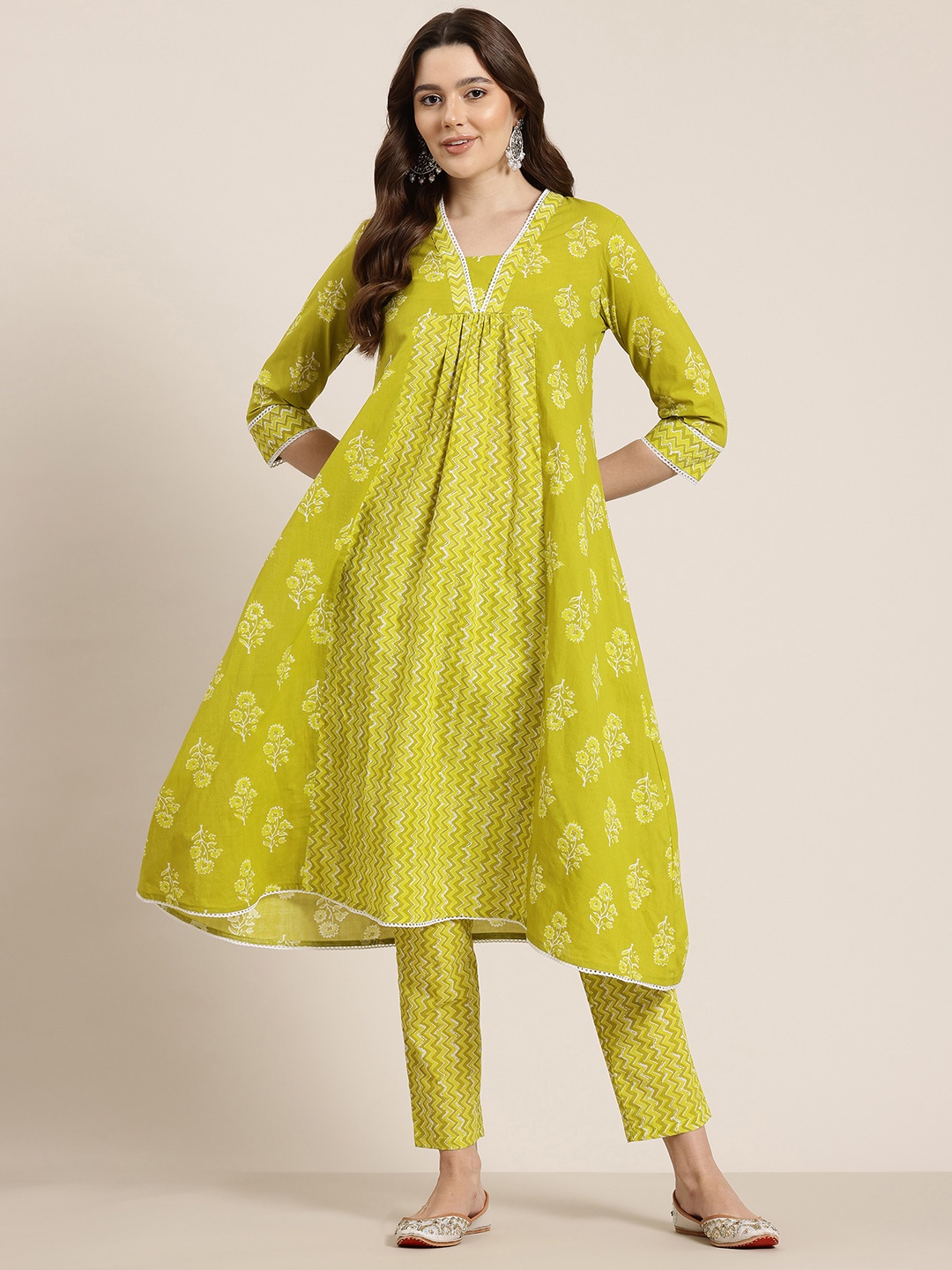 

HERE&NOW Floral Printed Pleated Pure Cotton Kurta with Trousers, Yellow