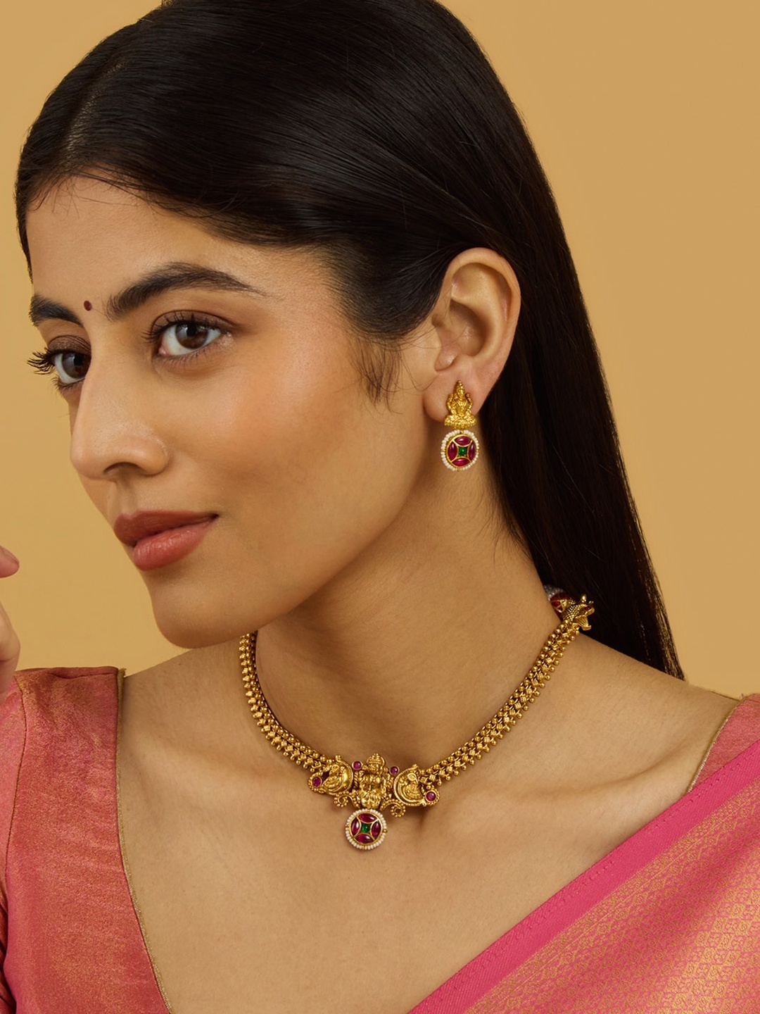 

Kushal's Fashion Jewellery Gold-Plated Kundan-Studded & Beaded Temple Necklace & Earrings