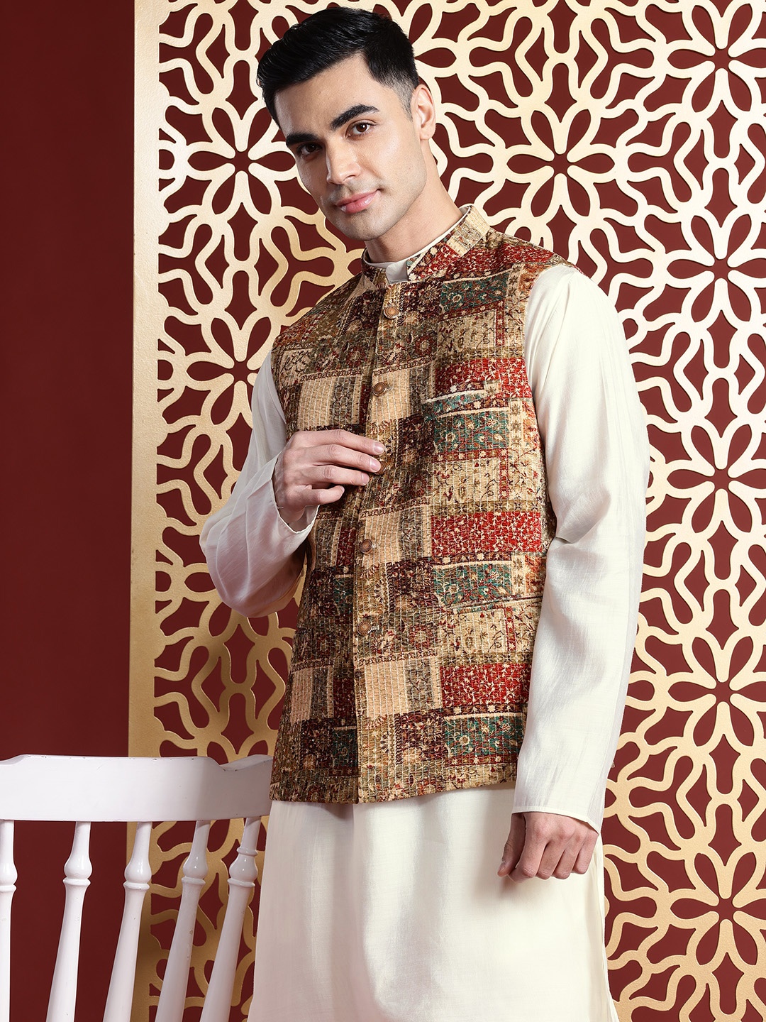 

MANQ Solid Kurta & Trousers With Printed Sequinned Velvet Nehru Jacket, Multi