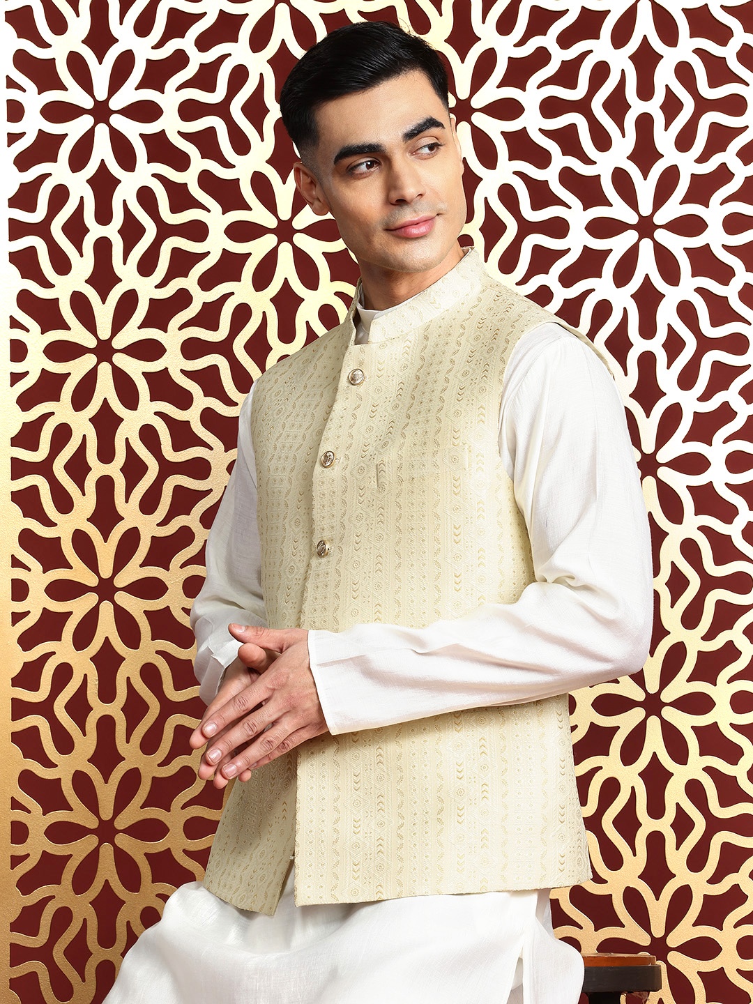 

MANQ Men Kurta with Churidar & Ethnic Motifs Nehru Jacket, White