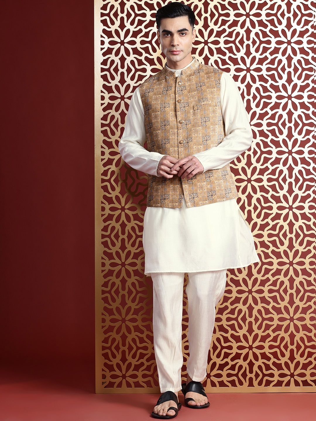 

MANQ Solid Kurta & Trousers With Printed Sequinned Velvet Nehru Jacket, Mustard
