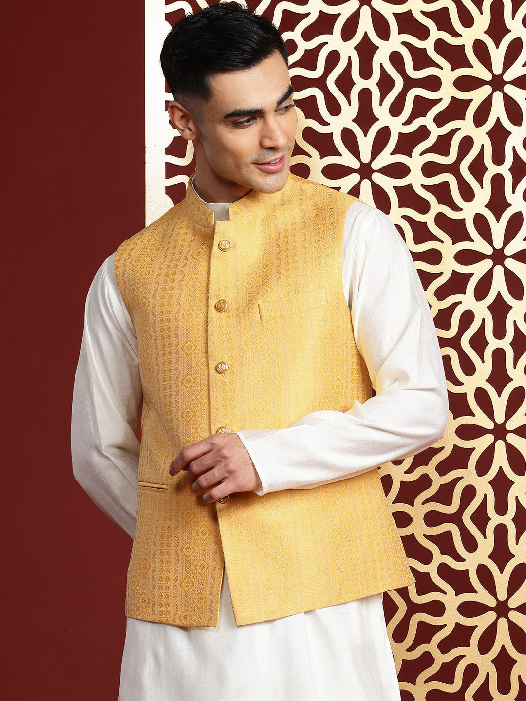 

MANQ Men Kurta with Churidar & Ethnic Motifs Nehru Jacket, White