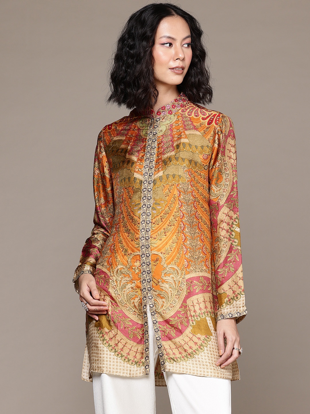 

Ritu Kumar Ethnic Motifs Printed Sequinned Pure Silk Sequinned Kurti, Olive