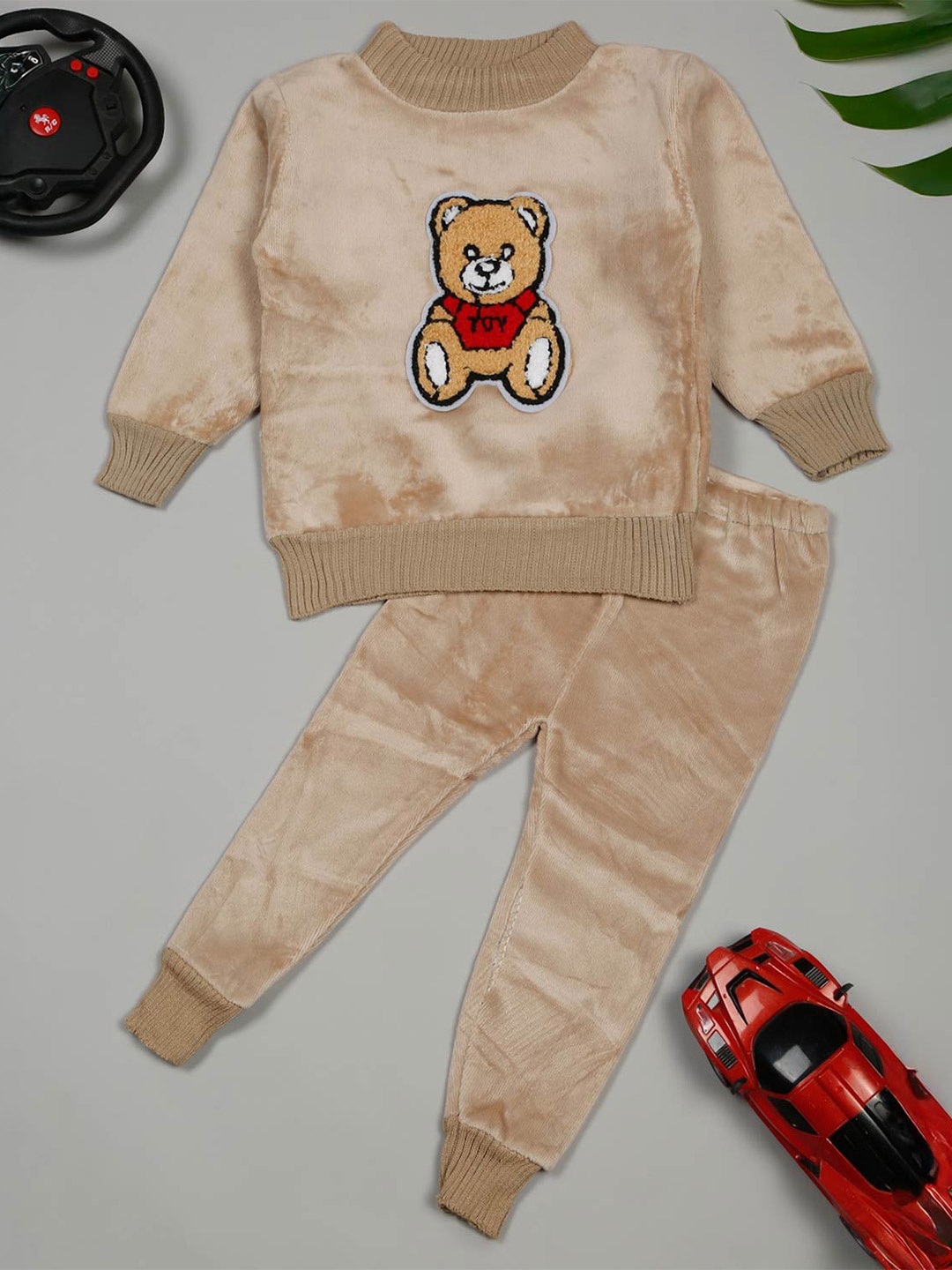 

LITTLE GINNIE Kids sweatshirt With Trouser Clothing Set, Beige