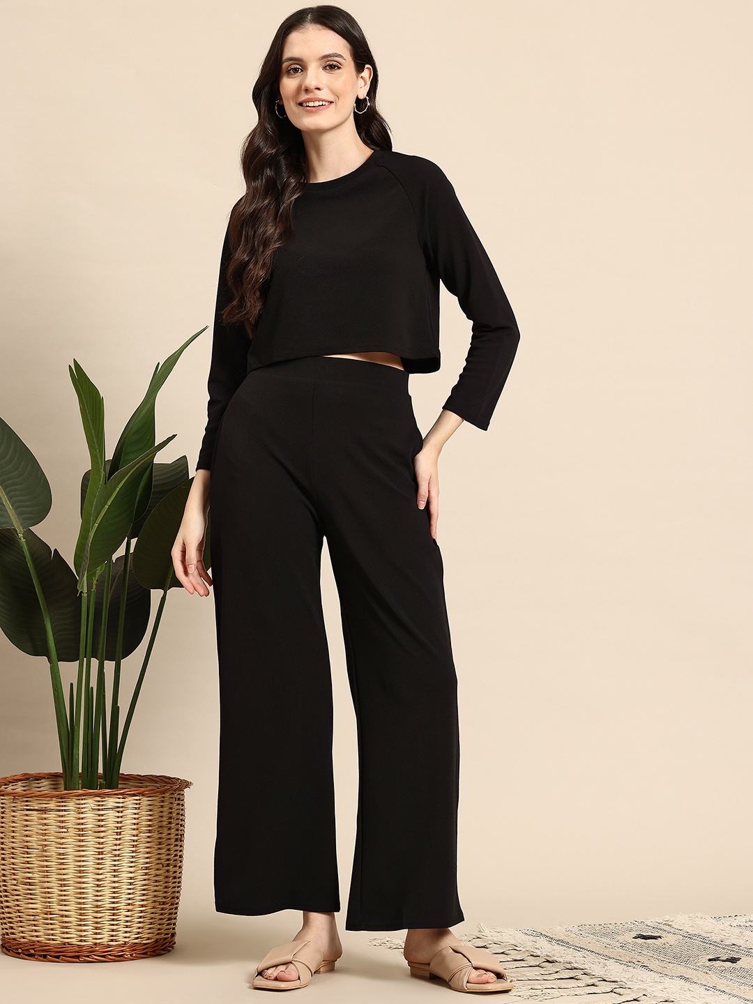 

Mast & Harbour Textured Raglan Sleeve Top & Trousers Co-Ord Set, Black