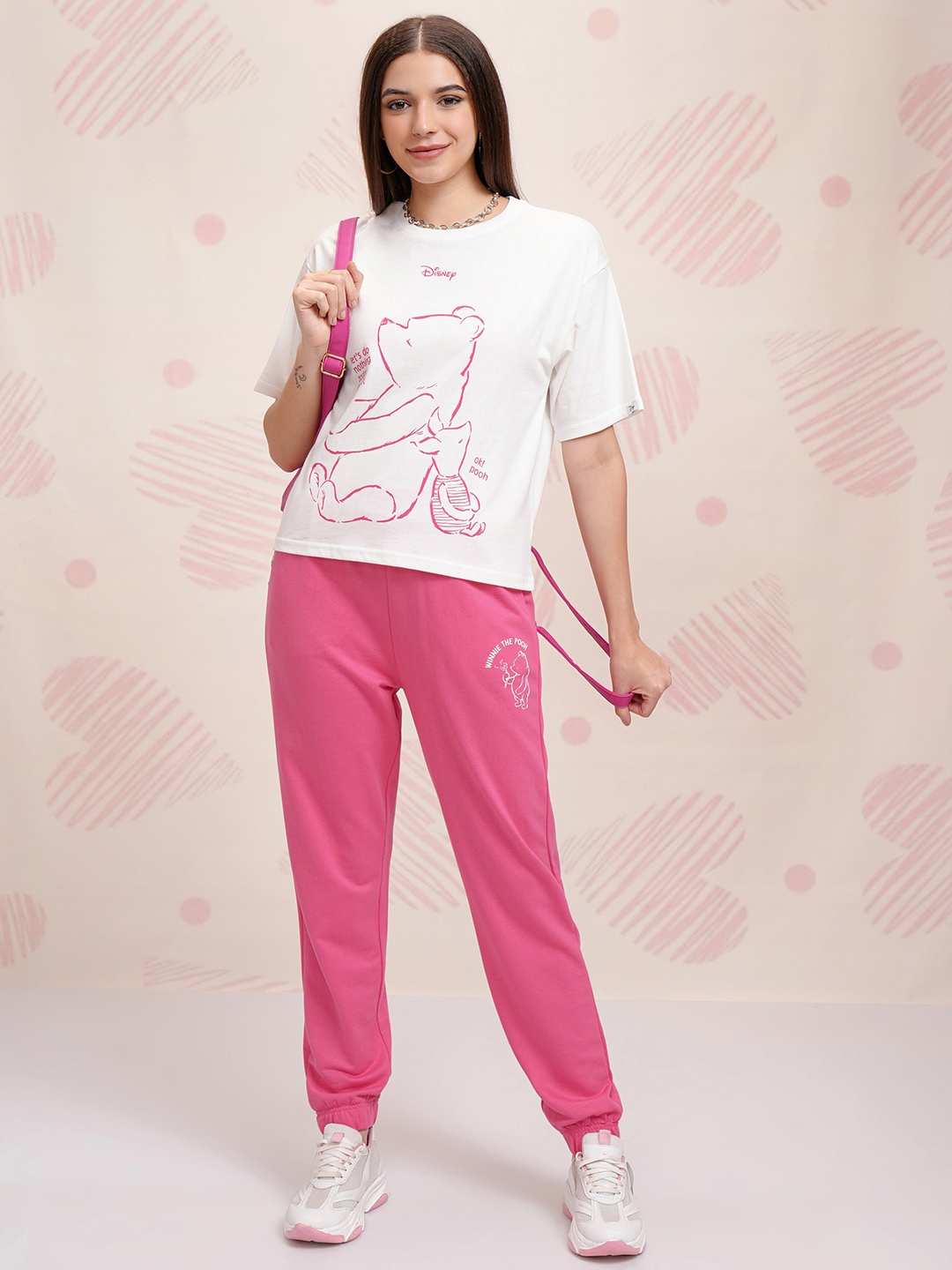 

Tokyo Talkies White Disney Winnie The Pooh Printed Pure Cotton T Shirt With Jogger