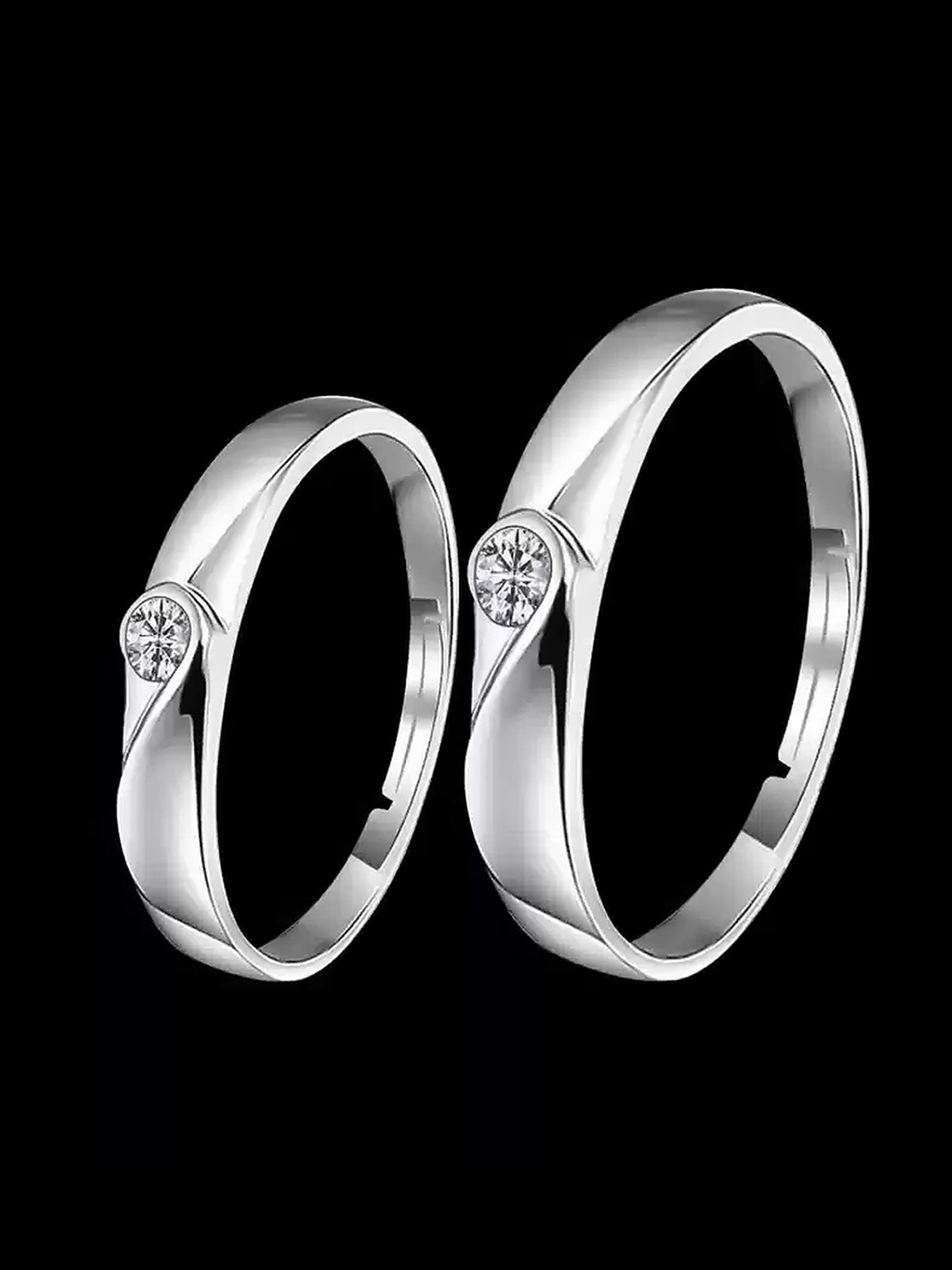 

Lila Set Of 2 CZ Stone-Studded Hearts Couple Finger Rings, Silver
