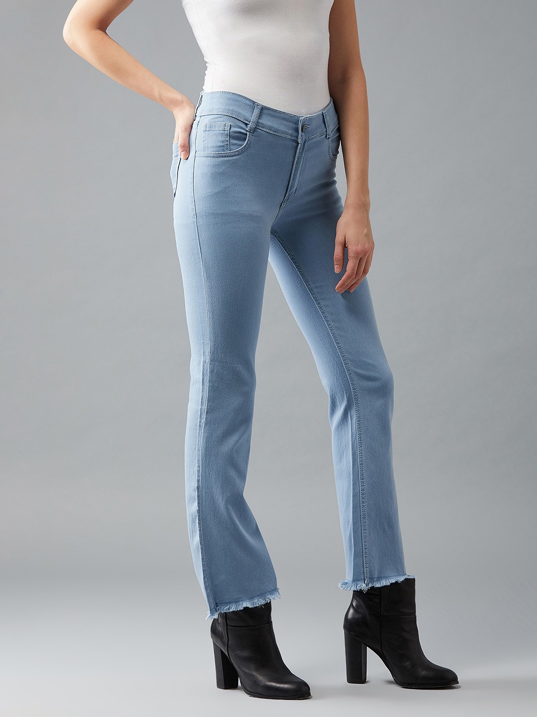 

The Roadster Lifestyle Co Women Daybreak Mist Bootcut Cotton Denim Jeans, Blue