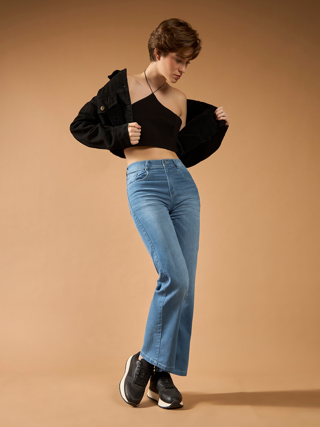 

Roadster Women Wide Leg Mid Rise Blast Effect Light Weight Denim Jeans, Blue