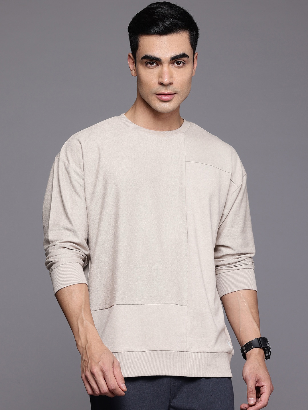 

HRX by Hrithik Roshan Men On-the-Go Sweatshirt, Beige