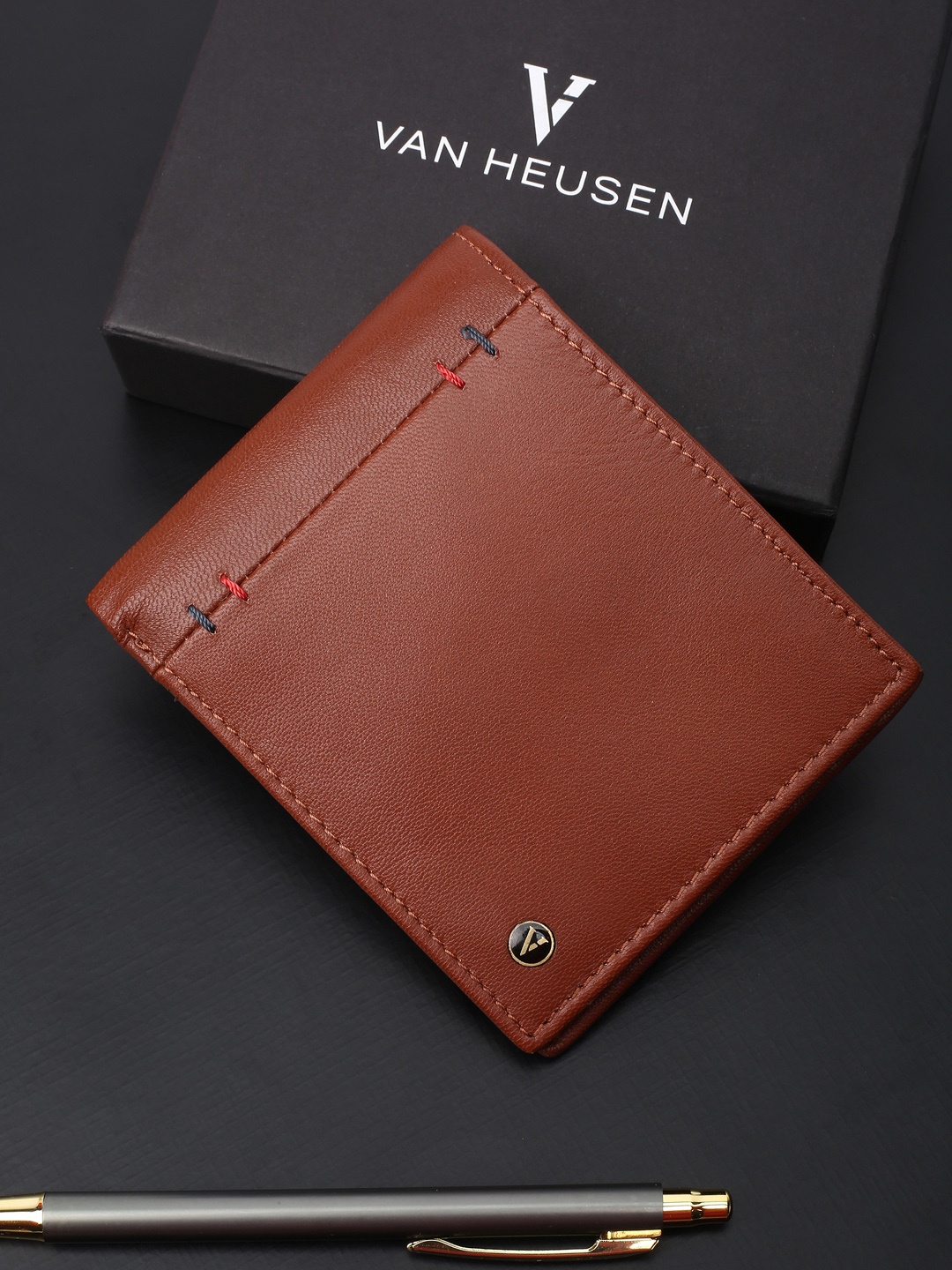 

Van Heusen Men Leather Two Fold Wallet, Brown