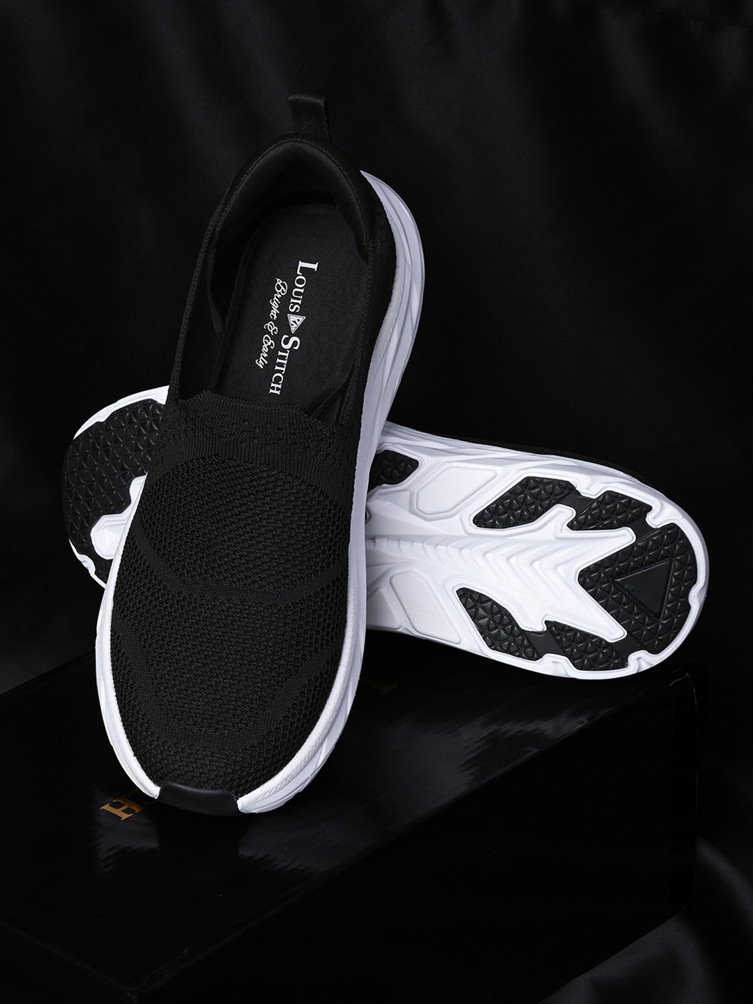 

LOUIS STITCH Men Egyptian Black Casual Slip-On Fly Knit Sneakers