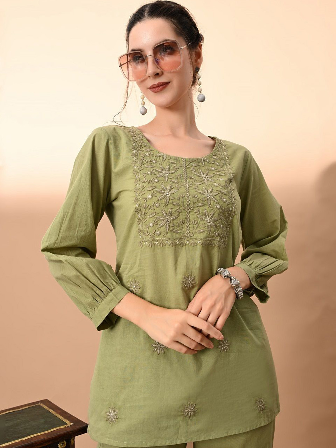 

DHROOV TARA Floral Embroidered Round Neck Three-Quarter Sleeves Top With Trouser, Green