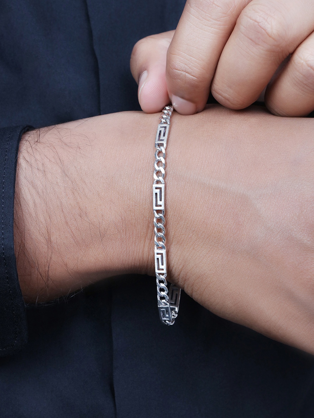 

Zavya Men 925 Sterling Silver Rhodium-Plated Link Bracelet