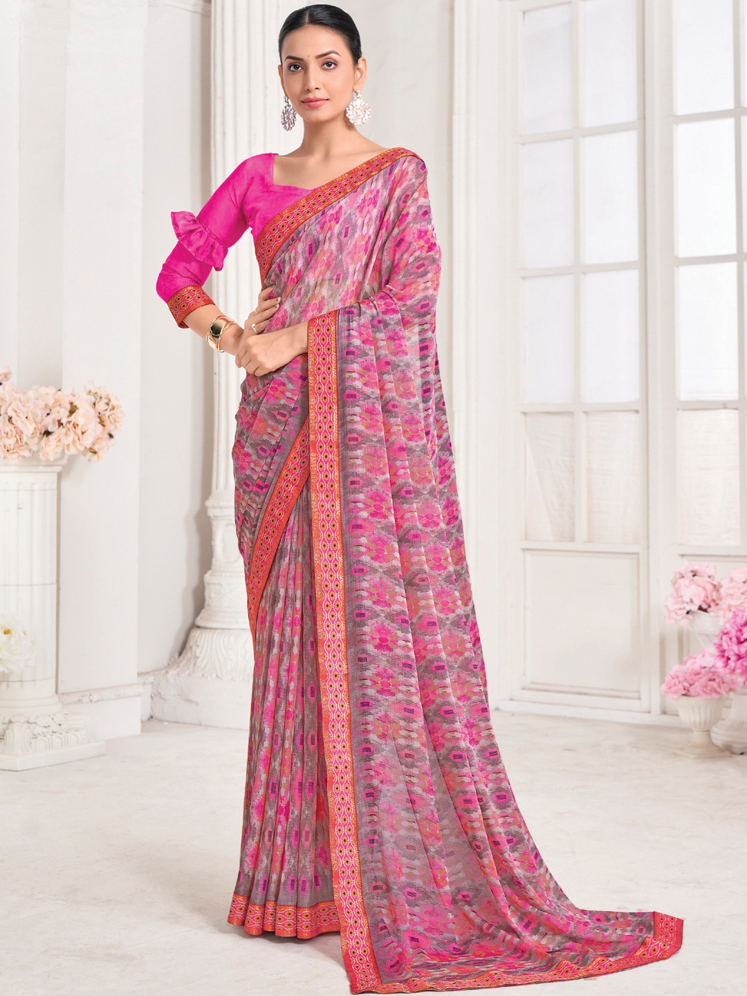 

Mitera Geometric Printed Saree With Unstitched Blouse Piece, Pink