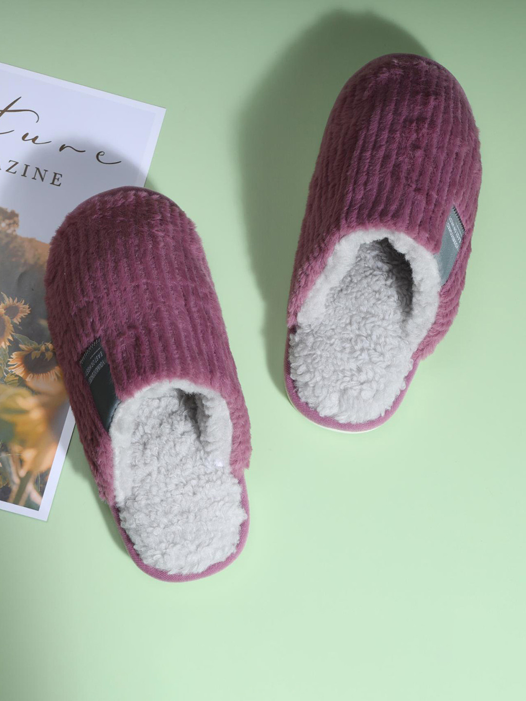 

glitchez Women Room Slippers, Pink