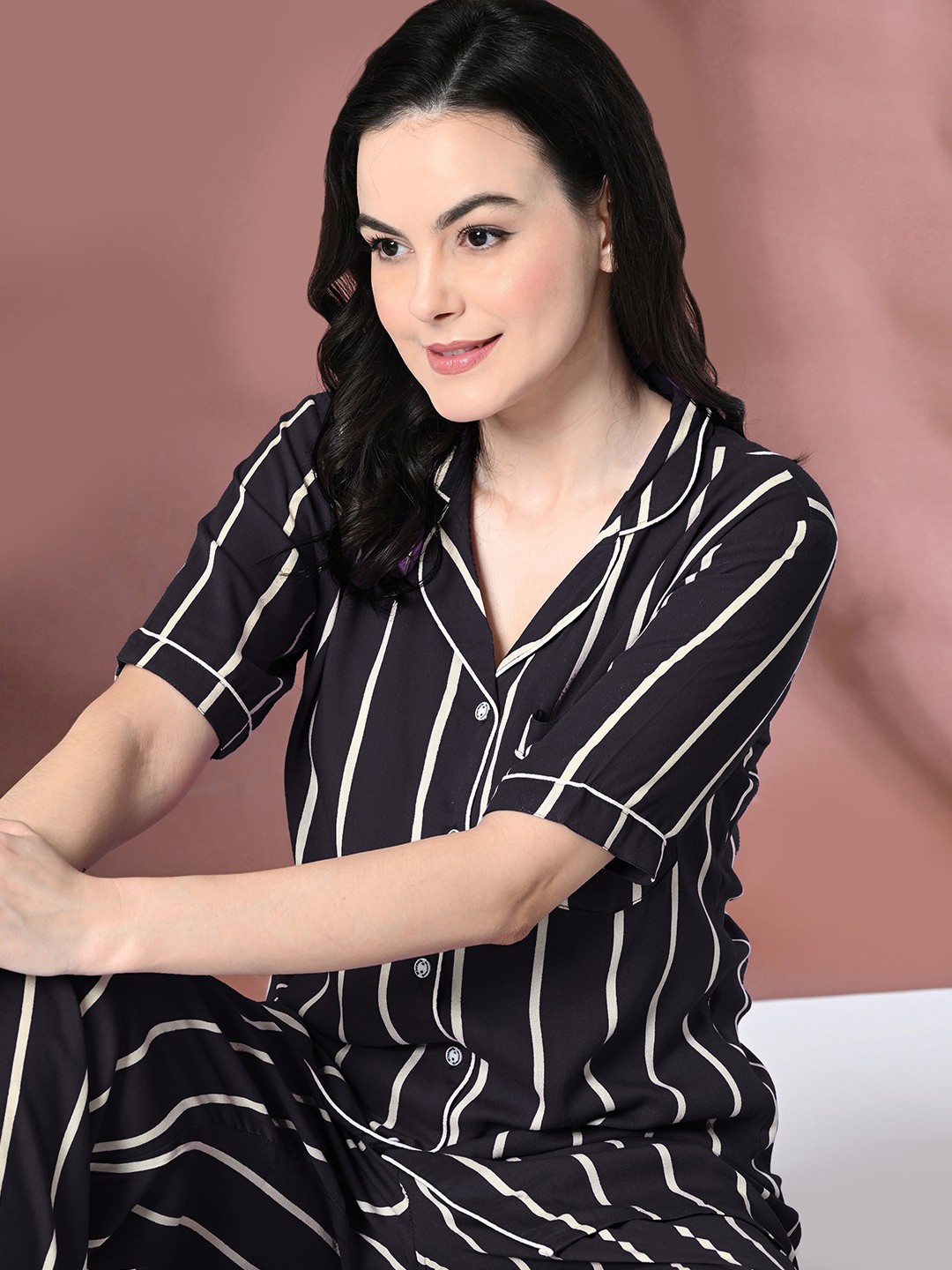 

Mintmarie Women Striped Night suit, Black