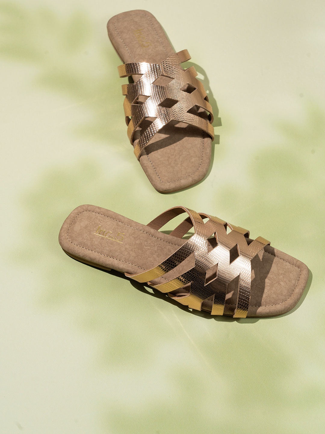 

Inc 5 Women Striped Open Toe Flats, Rose gold