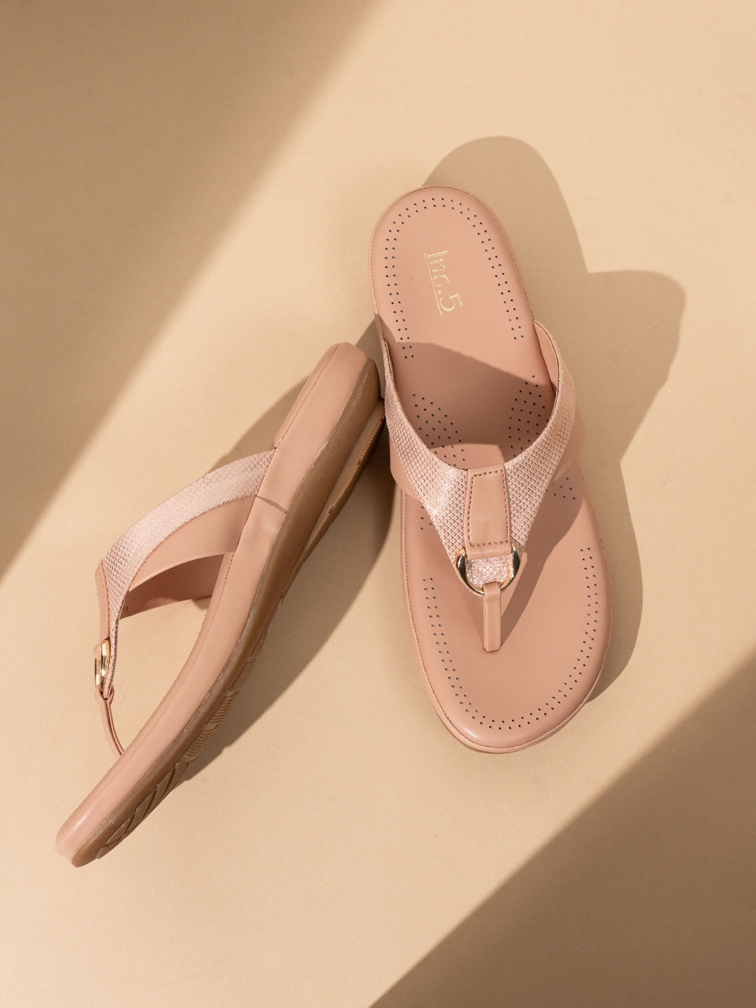 

Inc 5 Women Open Toe Flats, Peach