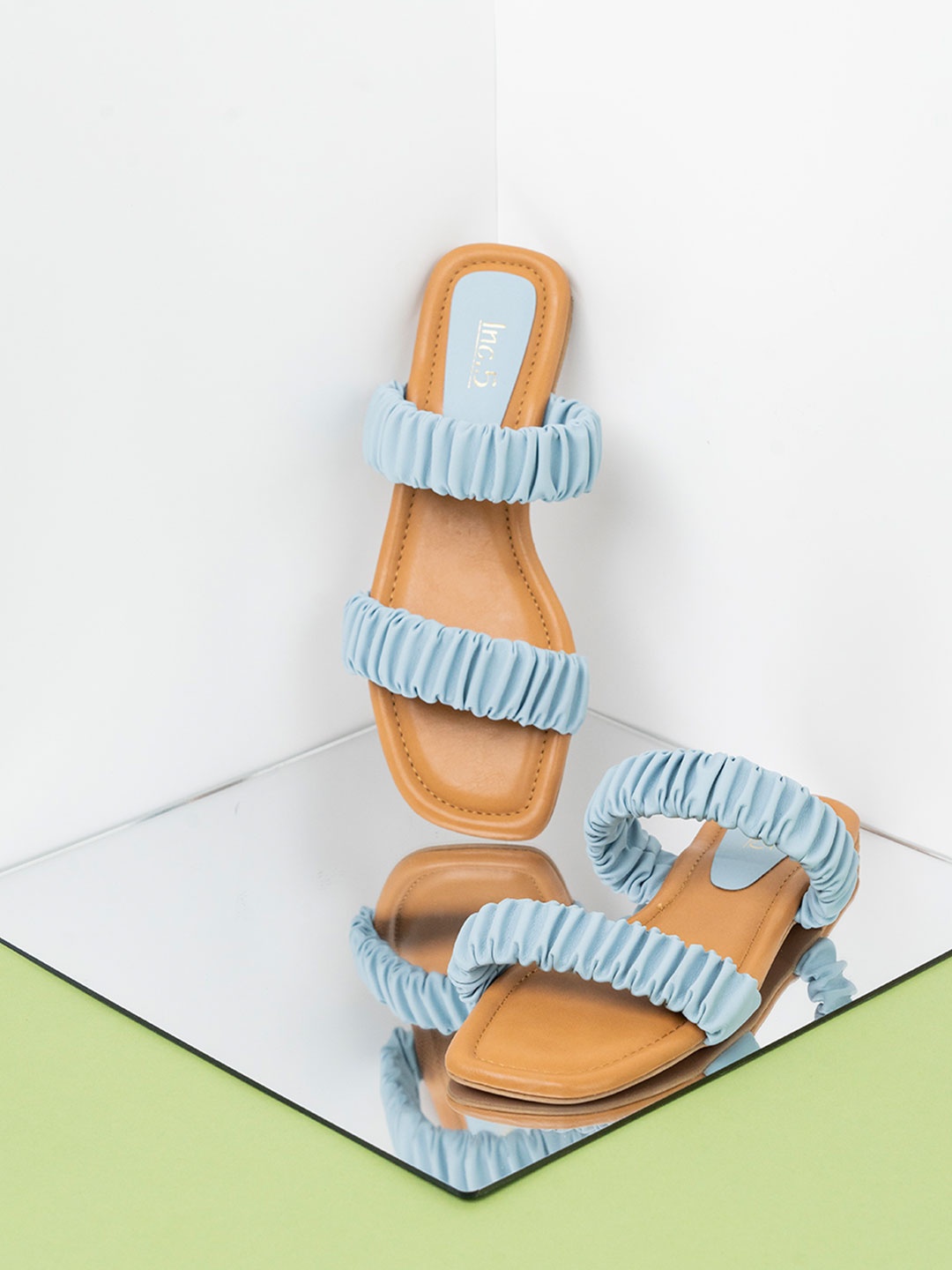 

Inc 5 Women Open Toe Flats, Blue