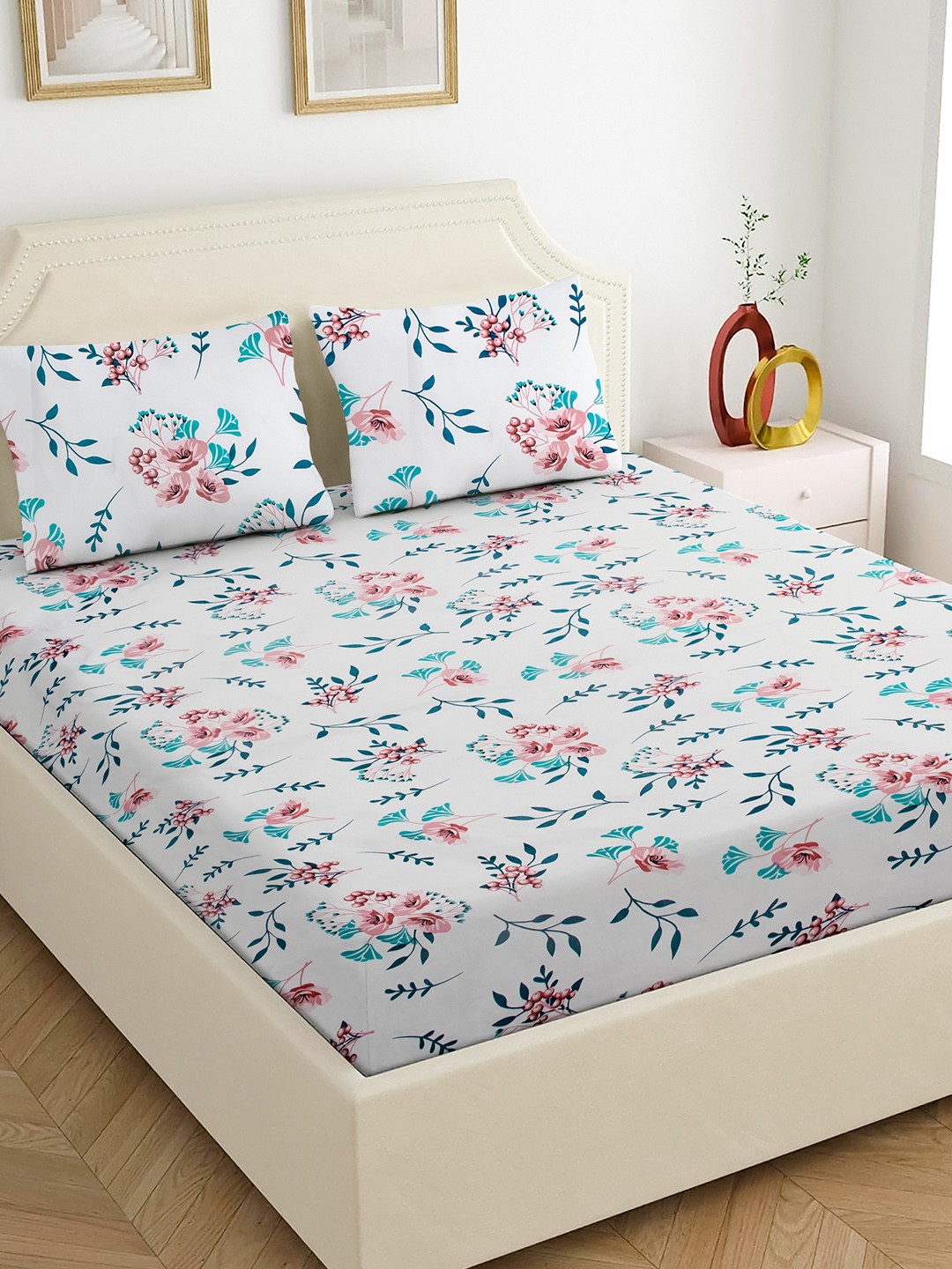 

Star Weaves Pink & Green Floral Printed 200 TC Fitted King Bedsheet Set 1.98 m x 1.82 m