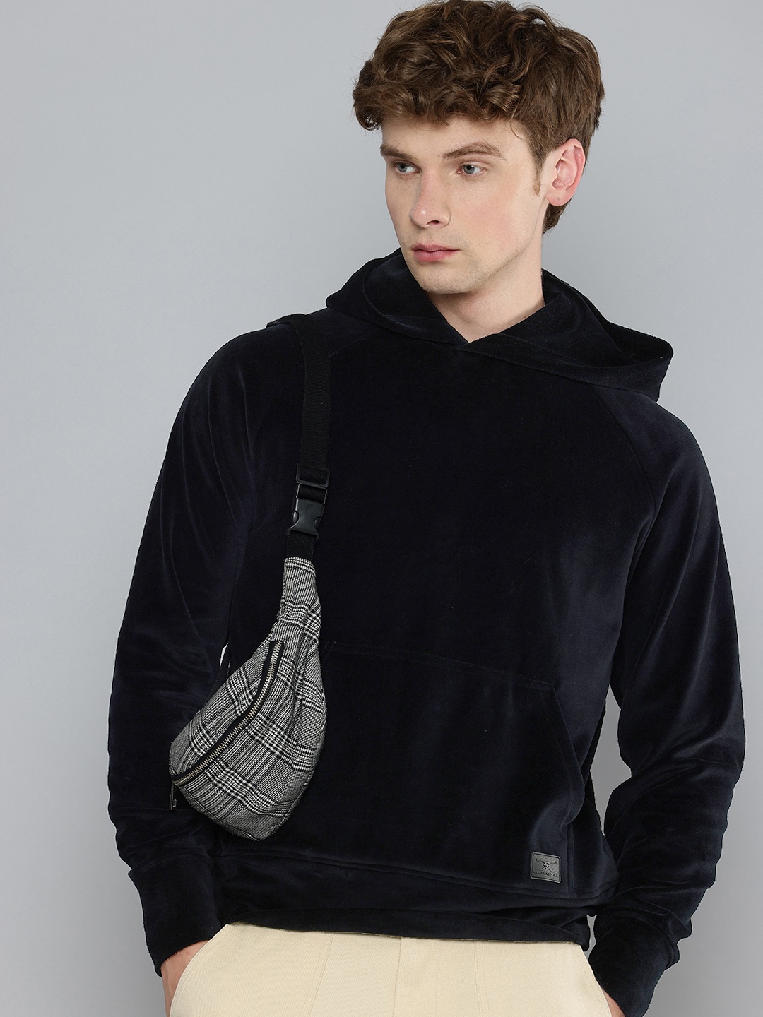 

Flying Machine Relaxed Fit Velvet Finish Hooded Sweatshirt, Black
