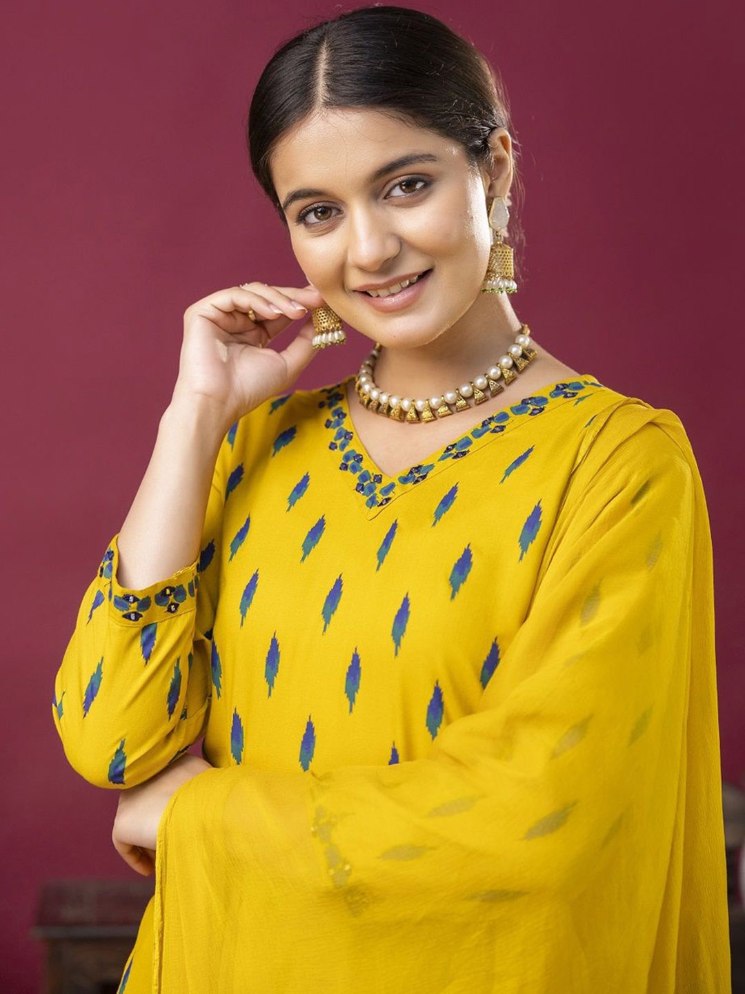 

Anouk Women Floral Printed Regular Kurta with Trousers & With Dupatta, Yellow
