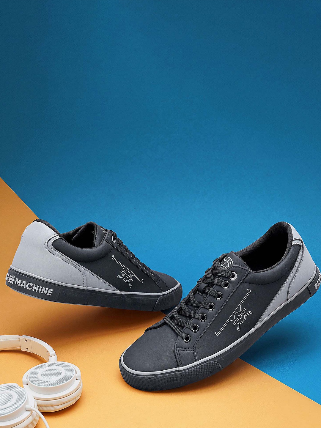 

Flying Machine Men PU Sneakers, Grey