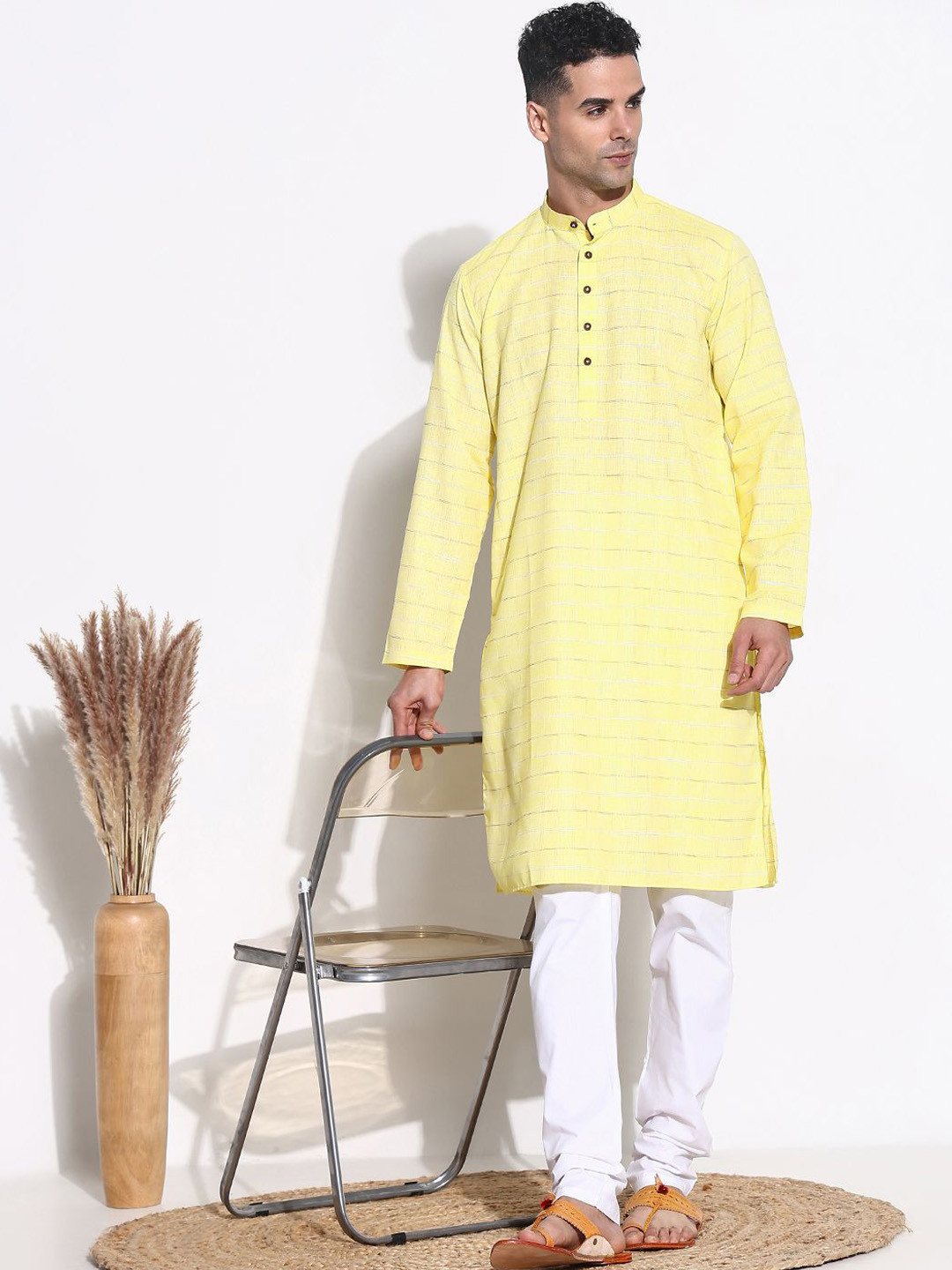 

SHOWOFF Men Striped Regular Kurta with Trousers, Yellow