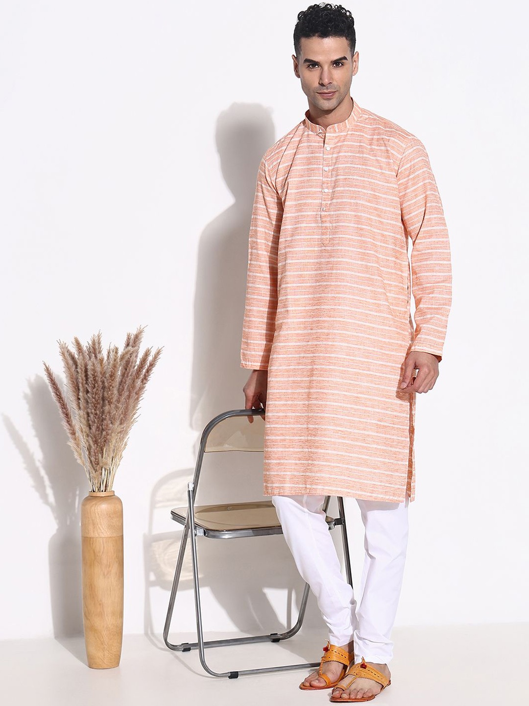 

SHOWOFF Men Striped Regular Kurta with Trousers, Orange
