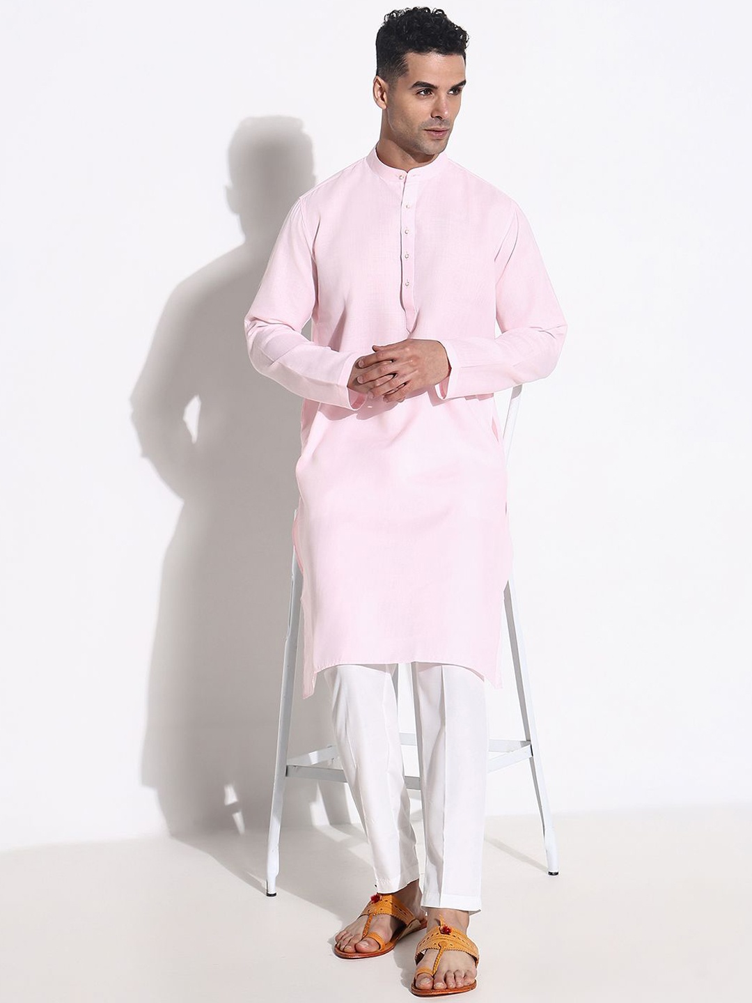 

SHOWOFF Men Regular Kurta with Trousers, Pink