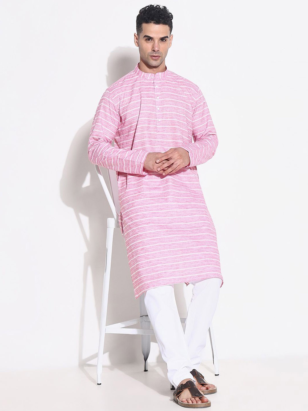 

SHOWOFF Men Striped Regular Kurta with Trousers, Pink