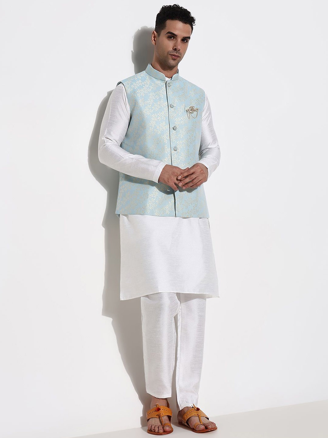 

SHOWOFF Men Regular Raw Silk Kurta with Trousers, White