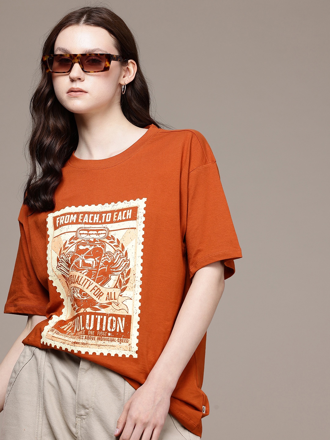 

The Roadster Life Co. Typography Printed Drop-Shoulder Sleeves Relaxed Pure Cotton T-shirt, Rust