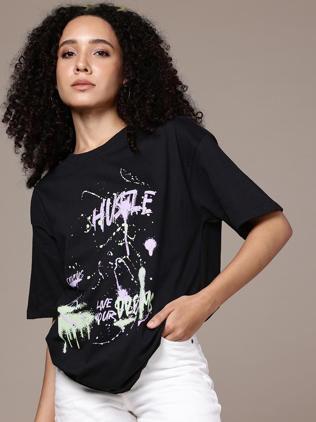 

The Roadster Life Co. Printed Drop-Shoulder Sleeves Oversized T-shirt, Black
