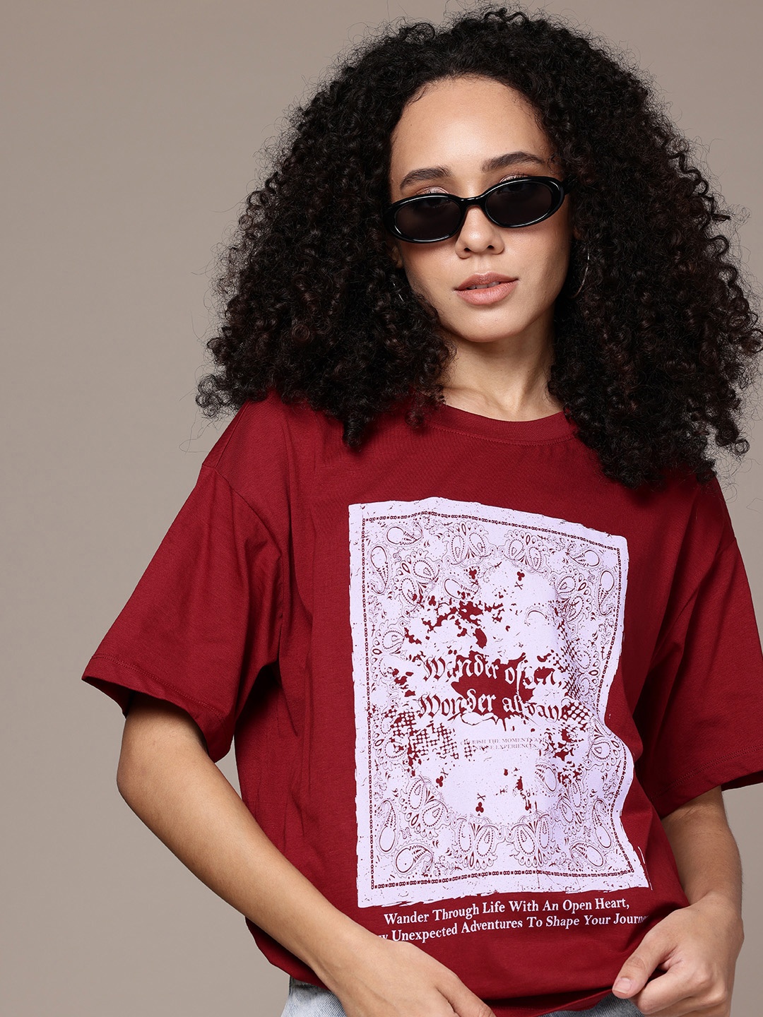 

The Roadster Life Co. Printed Drop-Shoulder Sleeves Oversized T-shirt, Maroon